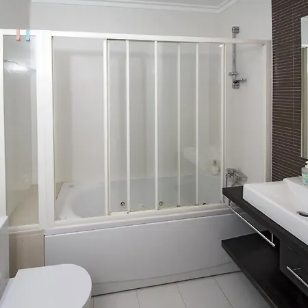 Lgs65t2, Luxuoso T2 Frente Praia, Em Apartmán *